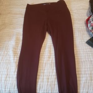 Maroon jeggings